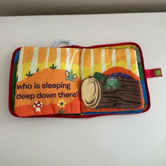 Peek-a-Boo Forest Soft Book - Picture 6 of 8